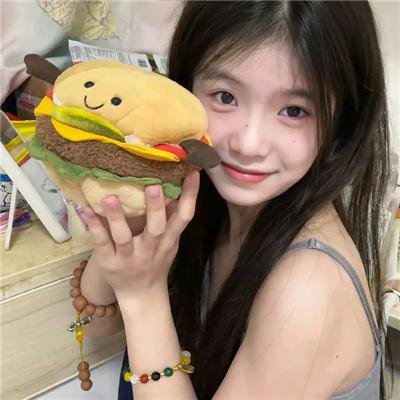 怎么办！高冷教官一亲就红温